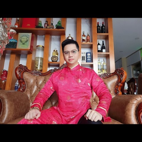 Nathan_178379028411325 в LOOKY. . I'm traditional Viet...