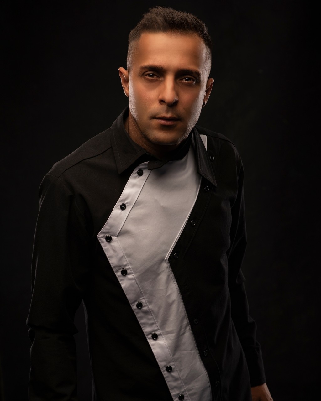 Ra Damir in LOOKY. . 