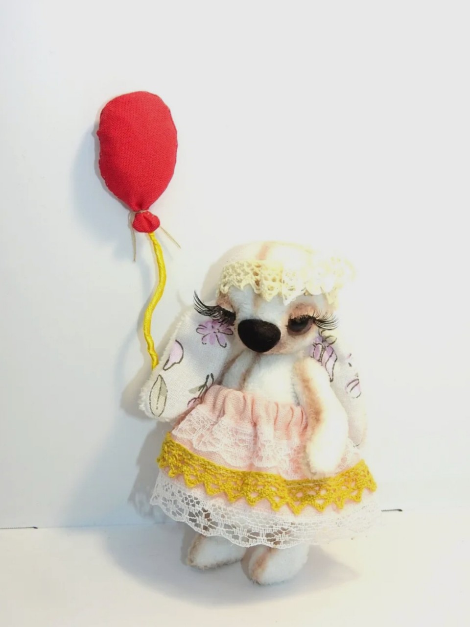Новенький заюньчик❤️

[#игрушкиручнойработы ](игрушкиручнойработы)#зайка [#зайкатедди ](зайкатедди)[#зайкаручнойработы ](зайкаручнойработы)[#handmade ](handmade)[#зайчиктедди ](зайчиктедди)