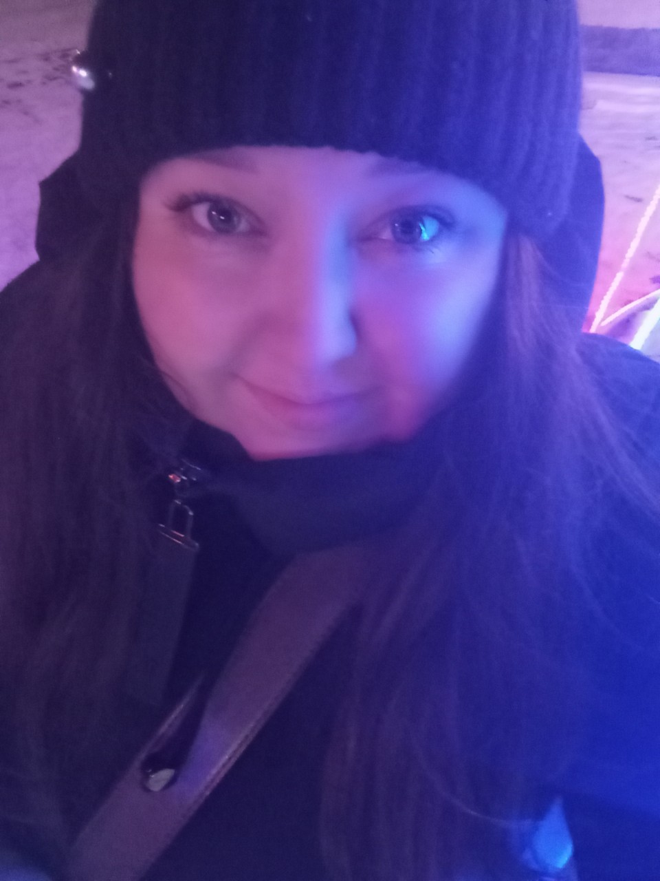 Вокруг всё тот же пи*дец.. Только с гирляндами 🎇🎄