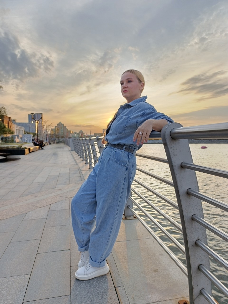 oksy2201 в LOOKY — Люди плачут не потому, что они слабые, а потому, что они был