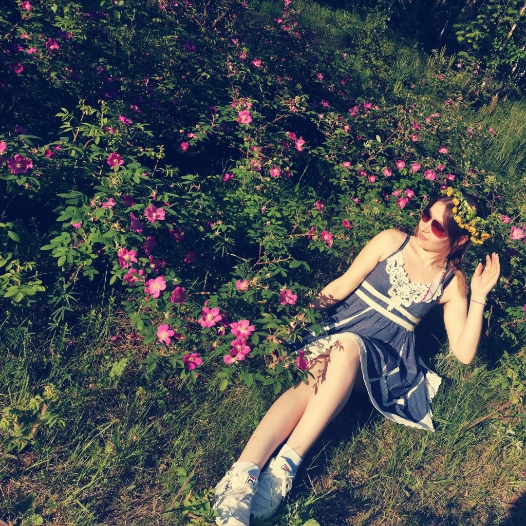 ЛЕНЬчик Рада in LOOKY. . 💐

🔹 Цветочного Ва...