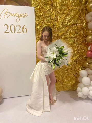 Elenafashiondesigne в LOOKY — Заказной корсет+ юбка-шлеф для выпускницы!🌹