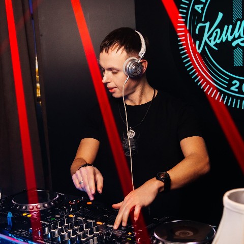 YARYAR в LOOKY. #music,#house,#indiedance,#музыка. [#party](party) #mus...