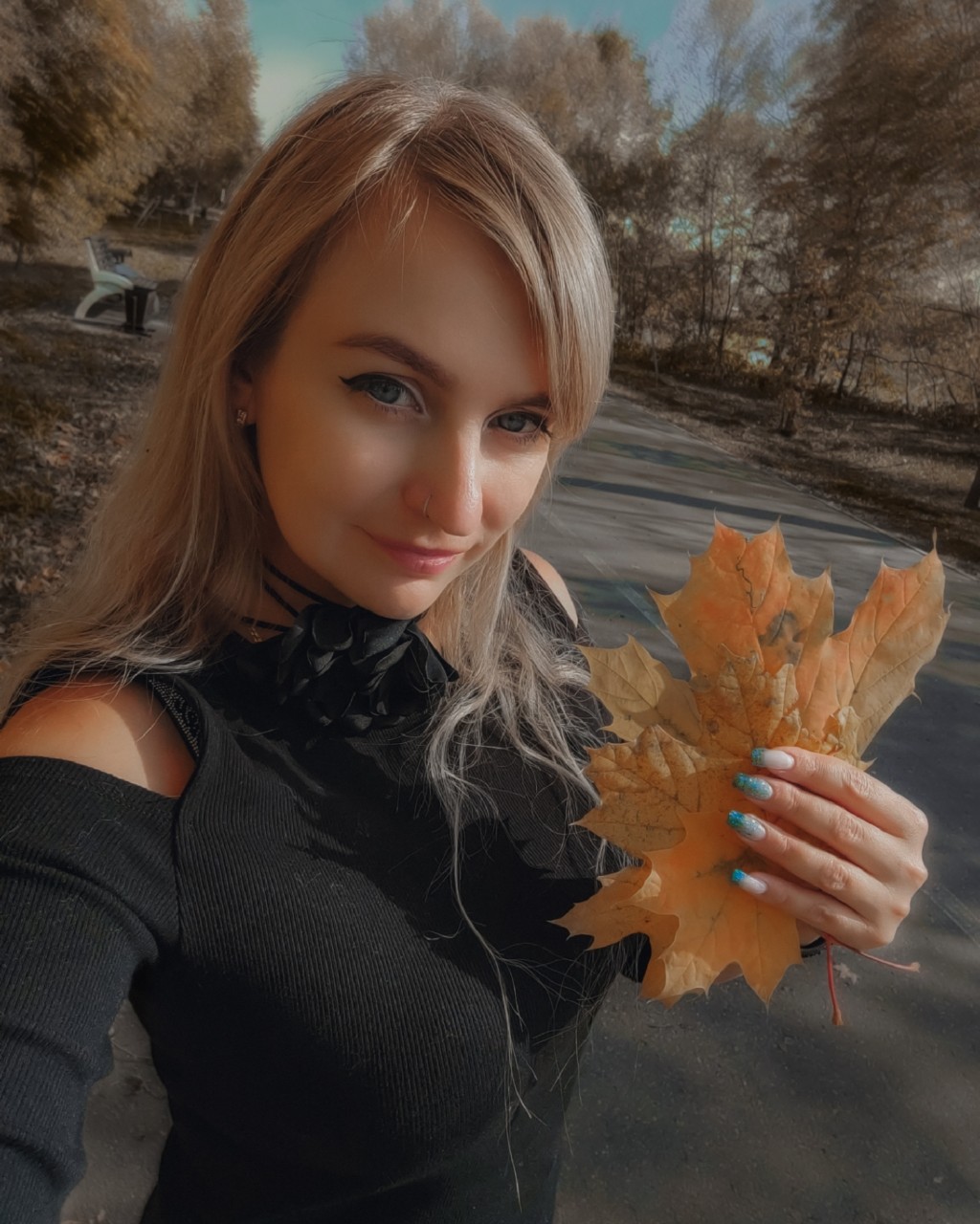 Liza_Liss in LOOKY