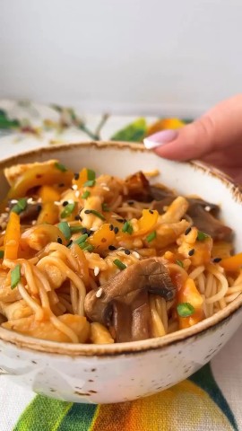 natali in LOOKY. . 🍝ЛАПША С ИНДЕЙКОЙ, ...