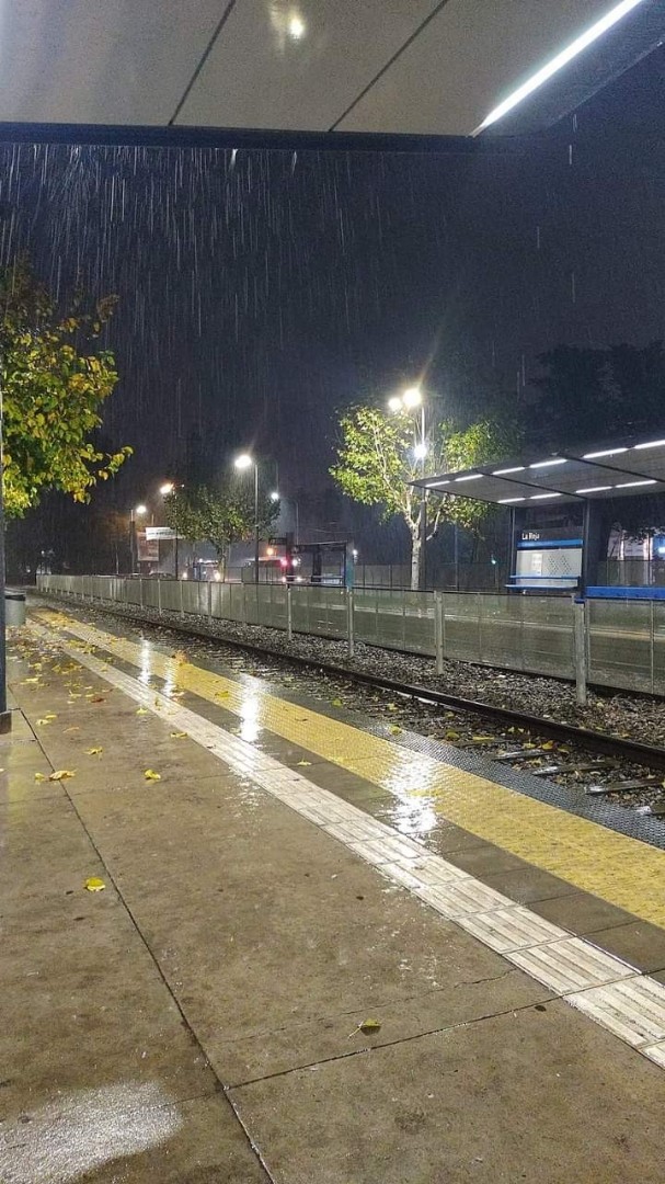 rain at night