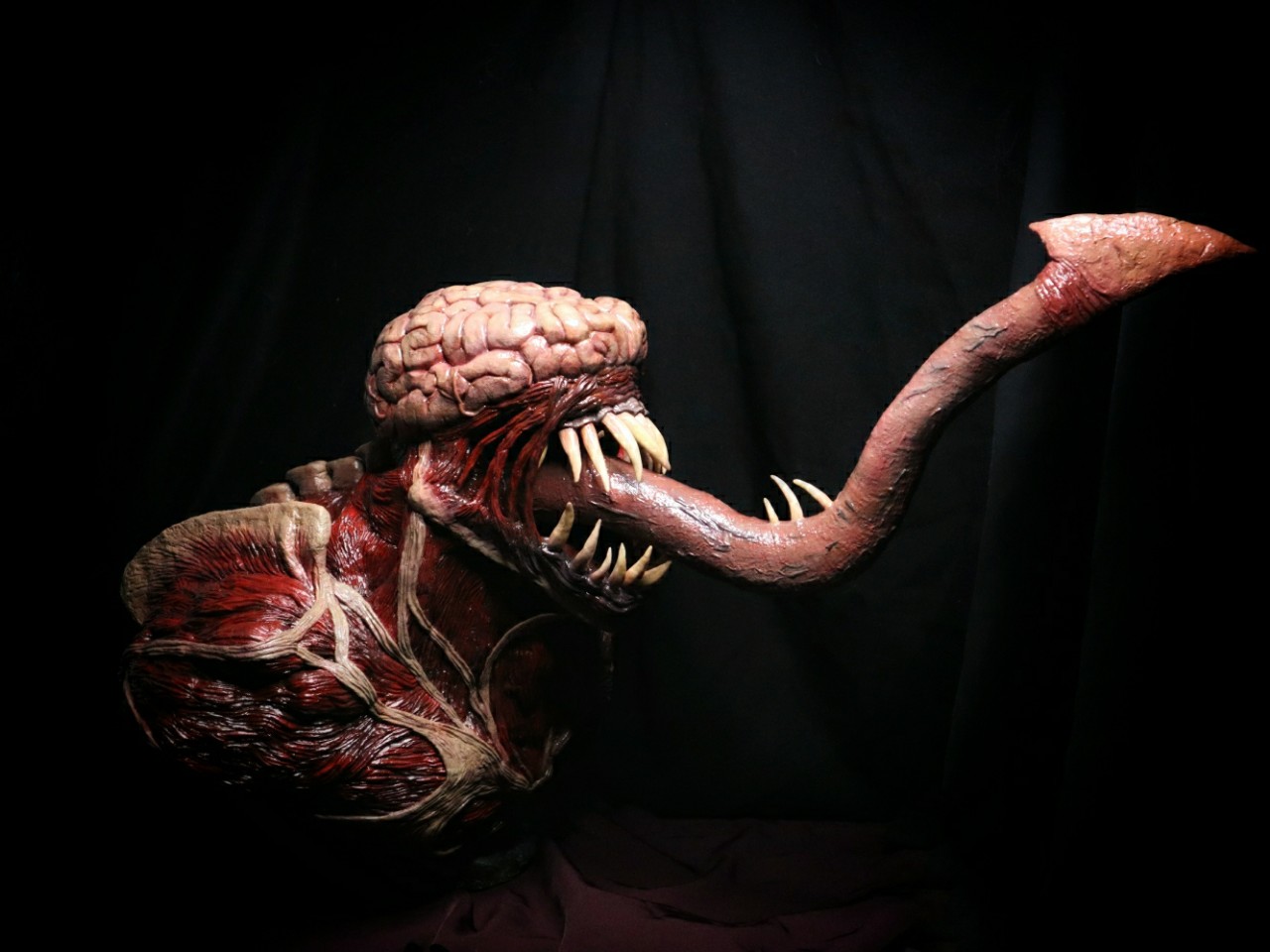 Скульптура - бюст Ликера из resident evil. Выполнена на заказ. Натуральная величина

[#скульптура](скульптура) [#ликер](ликер) [#лизун](лизун) [#обительзла](обительзла) [#residentevil](residentevil) 