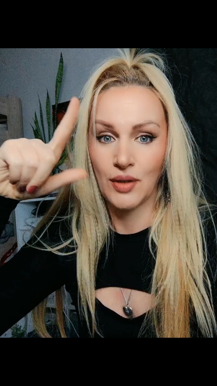 Ellen в LOOKY. . Хобби