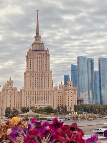 Katezhna в LOOKY. . Когда встретились дв...
