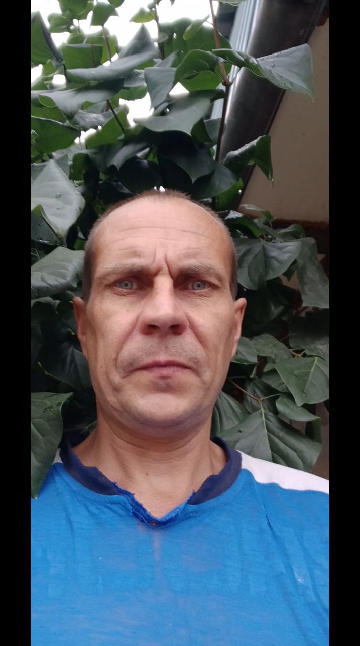 Иван резчик по дереву в LOOKY. . И в этой социальной ...