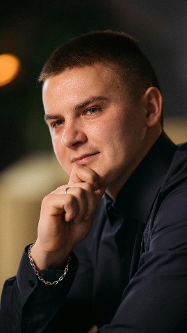 Кирюха ЛИС в LOOKY. . 