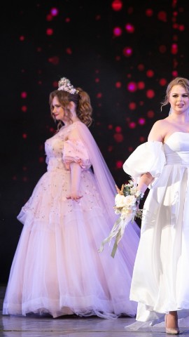 dina.ilyasova.86 в LOOKY. #дизайнерскаяодежда,#,#ателье,#ательеdinor,#dinor. Дебют состоялся 💎💎...
