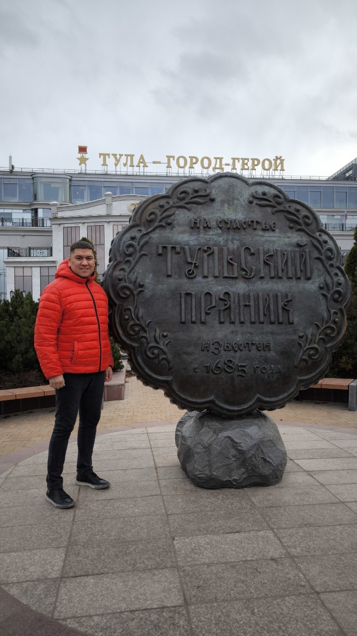 ilya_vasilich в LOOKY — Символ сладкой истории Тулы!  Этот уникальный бронзовый мону