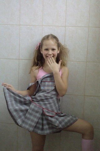 Alice Wonder land в LOOKY. . 