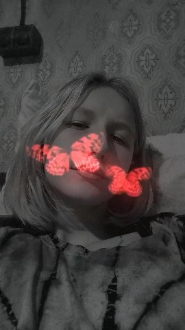 v-i-k-a в LOOKY. . 