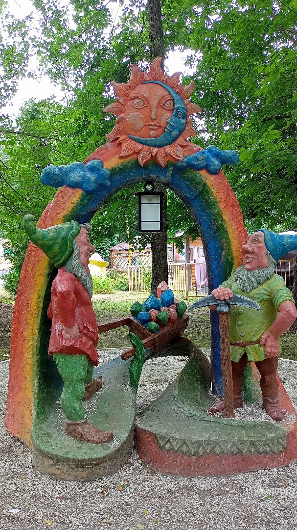 Влюблённая в жизнь in LOOKY. #гномы. Есть у нас в городе ...