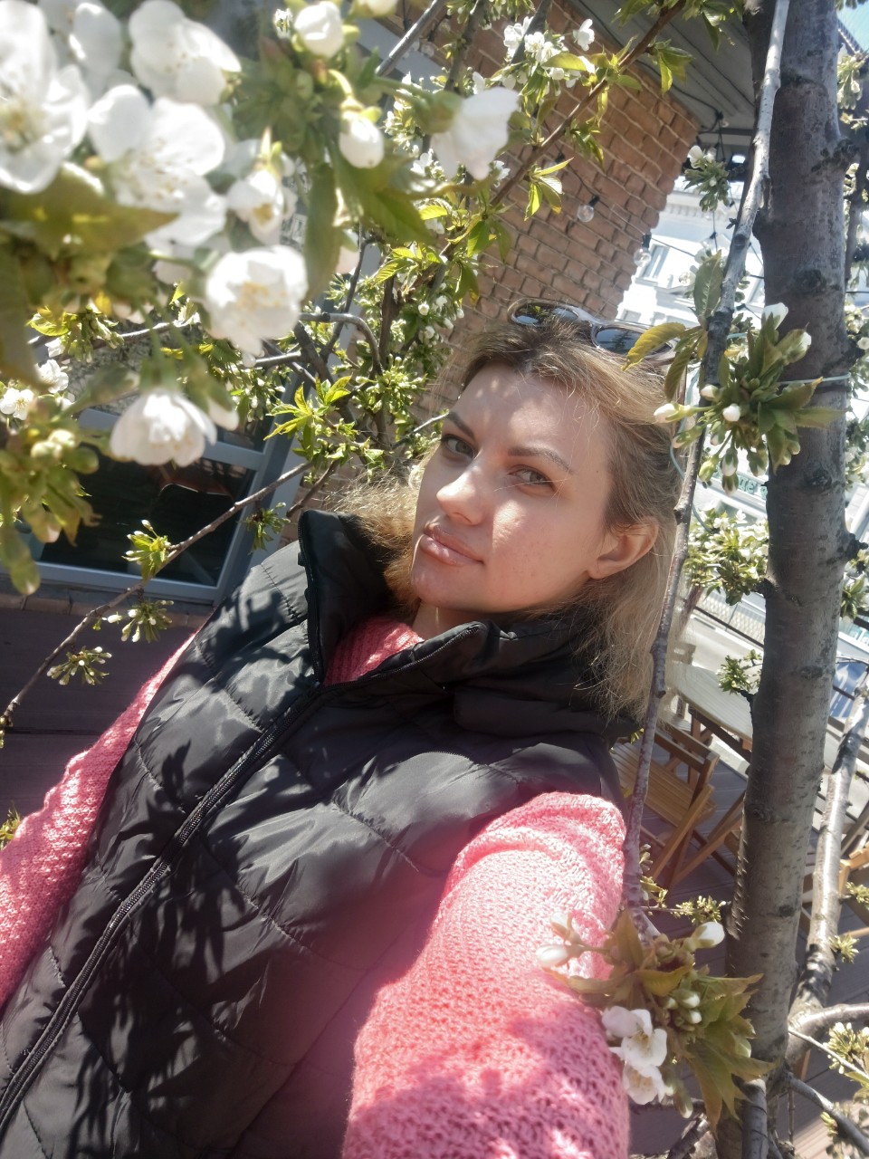 katelate585