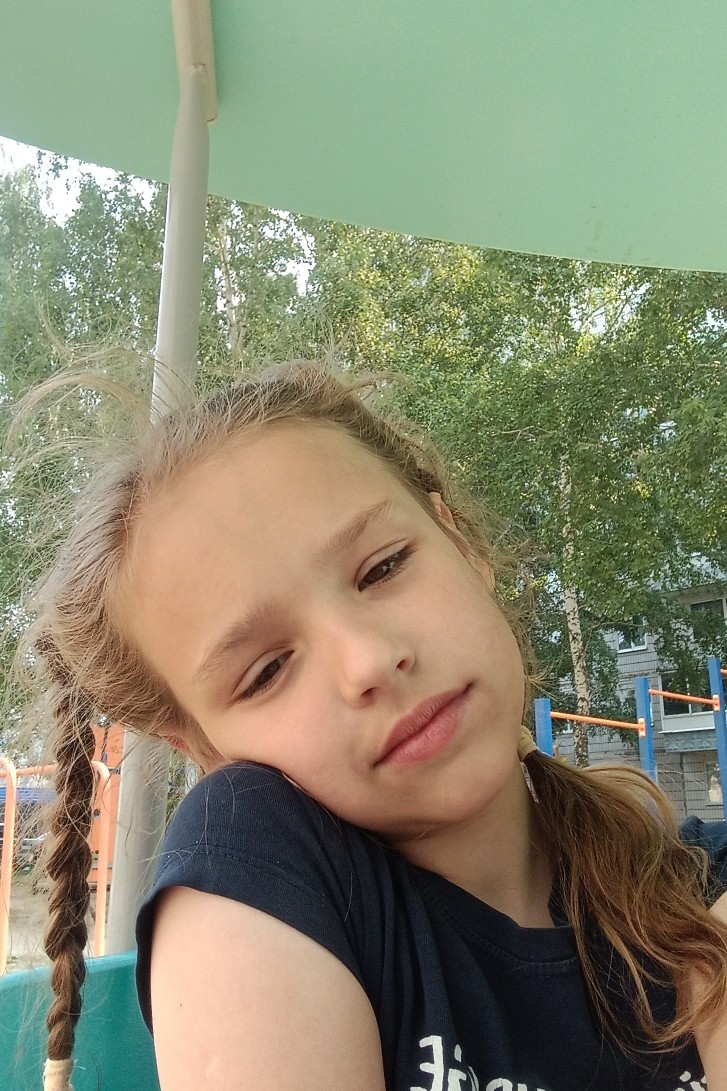 Неоновый Щенок в LOOKY — публикация