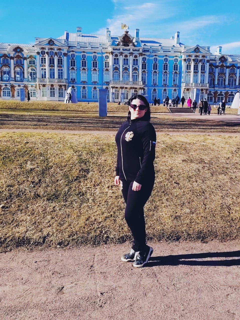 Юльчик в LOOKY — 🤭 [#looky_нейронка ](looky_нейронка)[#looky_топ ](looky_топ