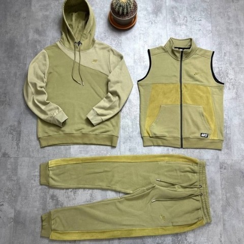 EQS SHOP в LOOKY. . Цена 6999

Новинка

...