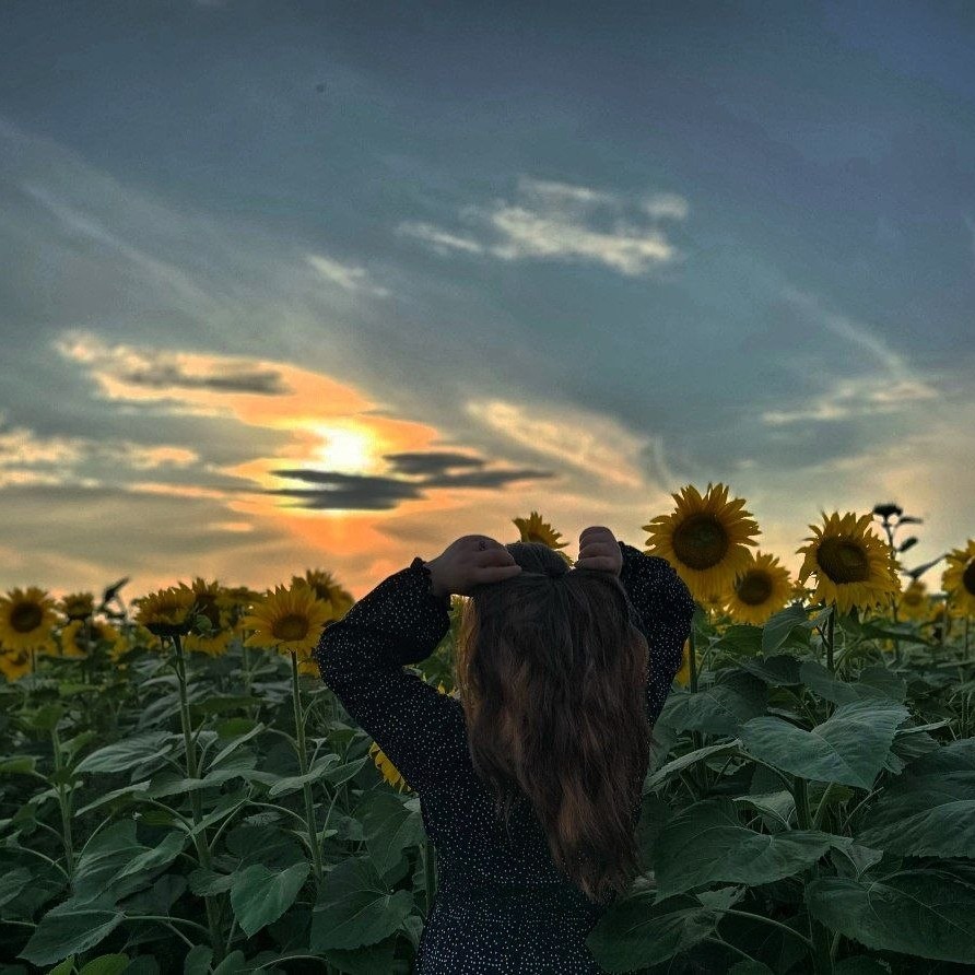 Малая в LOOKY — 🤍🌺