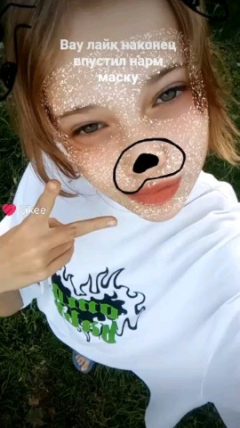 Julia in LOOKY. . Моё первое видео над...