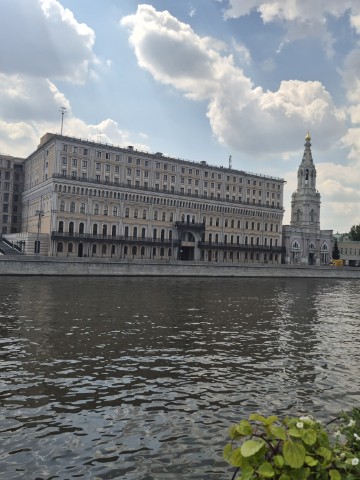 Looky_177218438996929 в LOOKY. . Недавно была в центр...