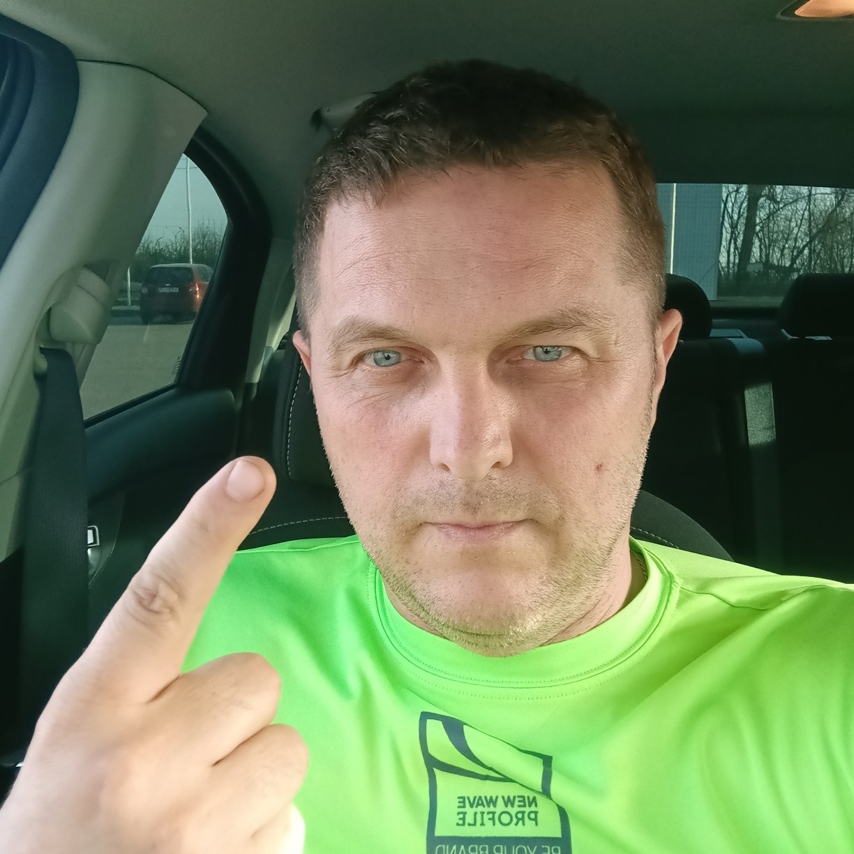 ВОЗМОЖНОСТЬ ДЛЯ ВСЕХ:

 Одним из крупных плюсов MLM является то, что в нем могут принимать участие практически все желающие.       
  Нет необходимости иметь определенные профессиональные навыки или статус, чтобы начать свой бизнес в этой сфере. Это то и открывает двери для тех, кто мечтает о собственном деле, но сталкивается с преградами, для которых в традиционном бизнесе часто не хватает ресурсов.

Хочешь узнать больше , ставь в комментариях ➕  и жди следующего поста.