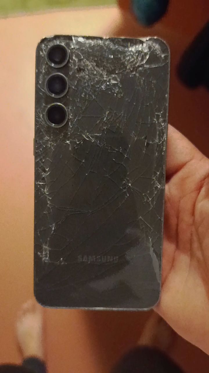 7700_cs в LOOKY. #uzbekistan,#samsung,#trend,#looky,#7700_cs. S23 telefonimni sind...