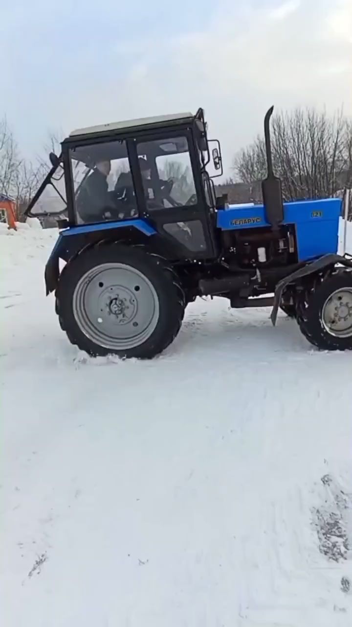 Женя Тракторист в LOOKY — публикация