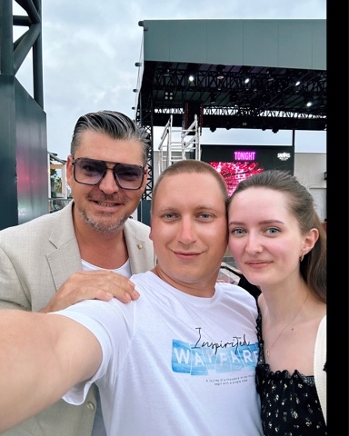 SVISHCHEV в LOOKY. . А это мы с супругой ...