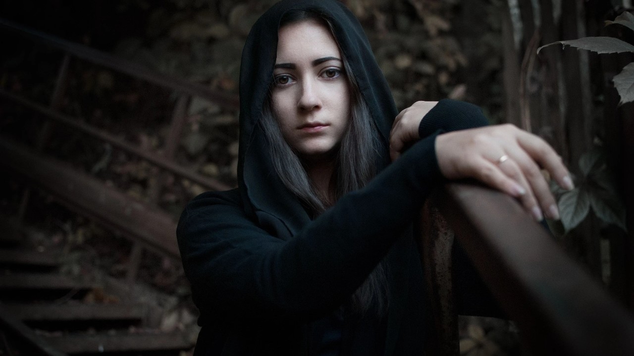 🎃А у меня есть Ютуб канал, где Я озвучиваю мистические истории, ссылочка в описании профиля, получается очень атмосферно) ) [#осень](осень) [#атмосфера](атмосфера) [#мистика](мистика) [#атмосферныефото](атмосферныефото) [#октябрь](октябрь) [#природа](природа) [#дождь](дождь) [#красивыефото](красивыефото) 