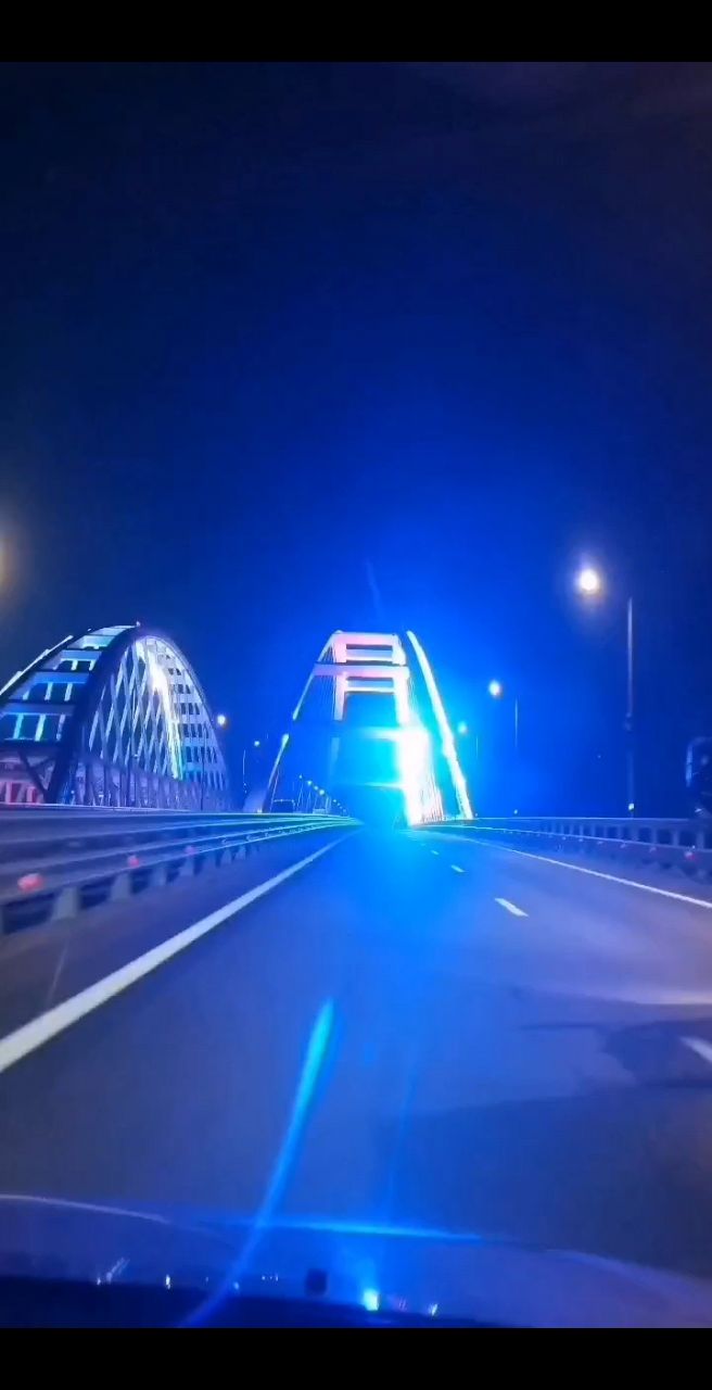 TropaTrolley в LOOKY. . Крымский мост. Наша ...