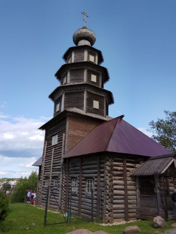 Мчащаясяпостране1966 в LOOKY. . Торжок. Храм Тихвинс...