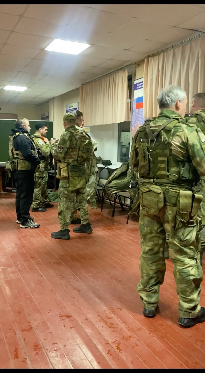 ВСК GRIZZLY TEAM в LOOKY. #ГриZZлиTEAM,#СтрайкболТихвин,#ДОСААФ,#ТактическаяМедицина. Вводное занятие по т...