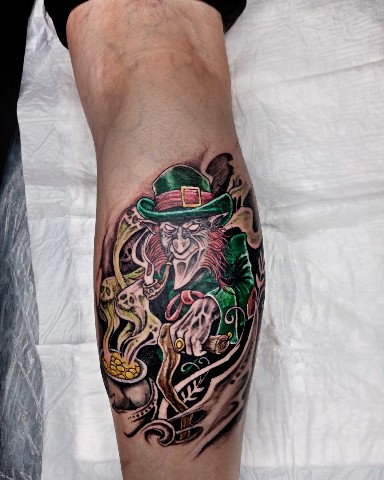 ЯR TATTOO в LOOKY. . Леприкончик в неотра...