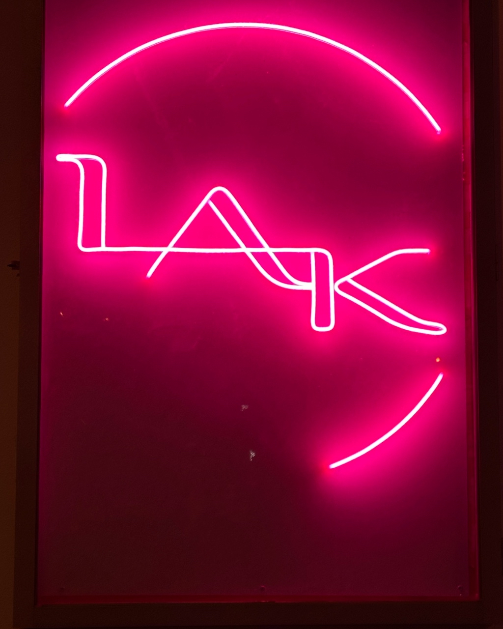 Neon Master в LOOKY — фото 3