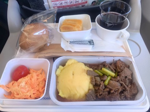 Бортовое питание в LOOKY. #MIAT@airlinemeals,#MongolianAirlines@airlinemeals,#УланБатор@airlinemeals,#Токио@airlinemeals. Miat Монгольские ави...