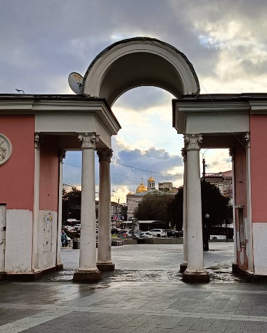 Yu Sifeng в LOOKY. . [#храм ](храм)[#церк...