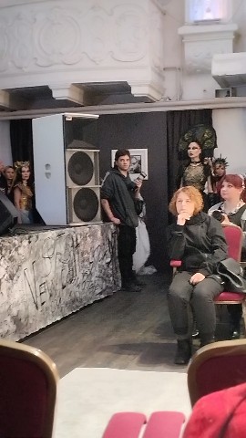 crezycherry в LOOKY. #мода#Питер#streetfashionshowspb#streetfashionshowspb. Street fashion show ...