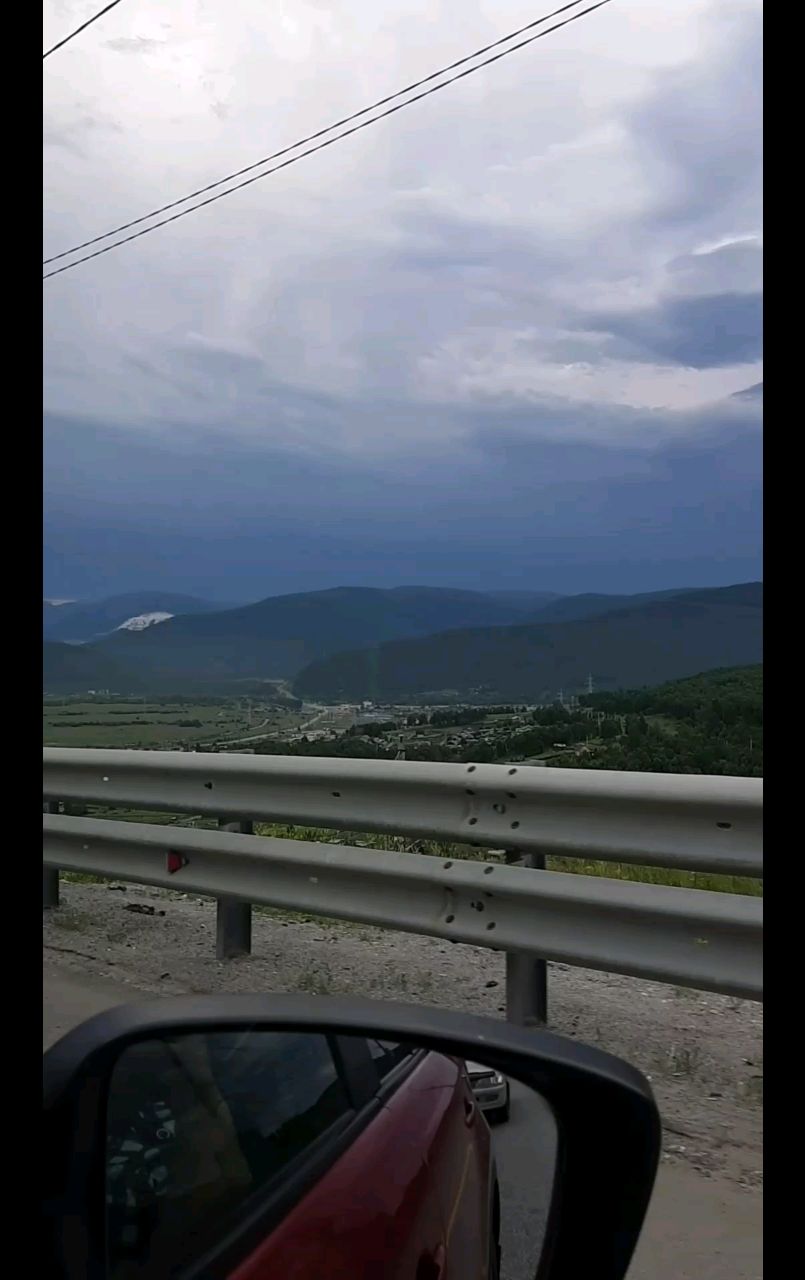 Живущий в России в LOOKY. . 