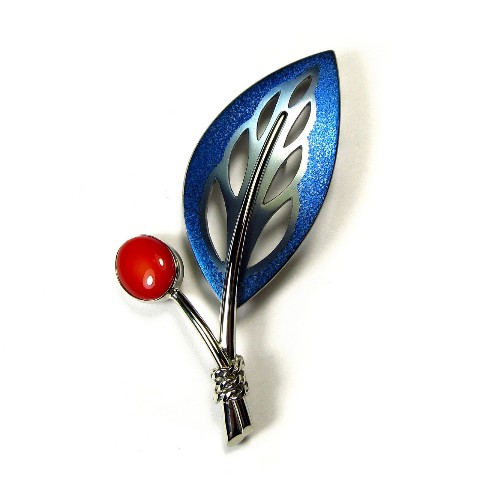 Сергей Бутаров в LOOKY. #брошьлисток,#титановаяброшь,#дизайн,#handmade,#титан,#брошь,#ювелирноеискусство,#ювелирныеукрашения,#sergboo_броши,#авторскиеукрашения. Брошь с кораллом.

Т...