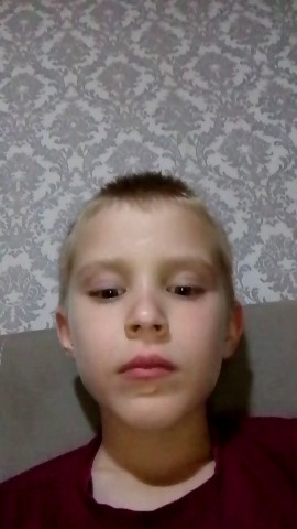 Looky_1695483327044 in LOOKY. . 