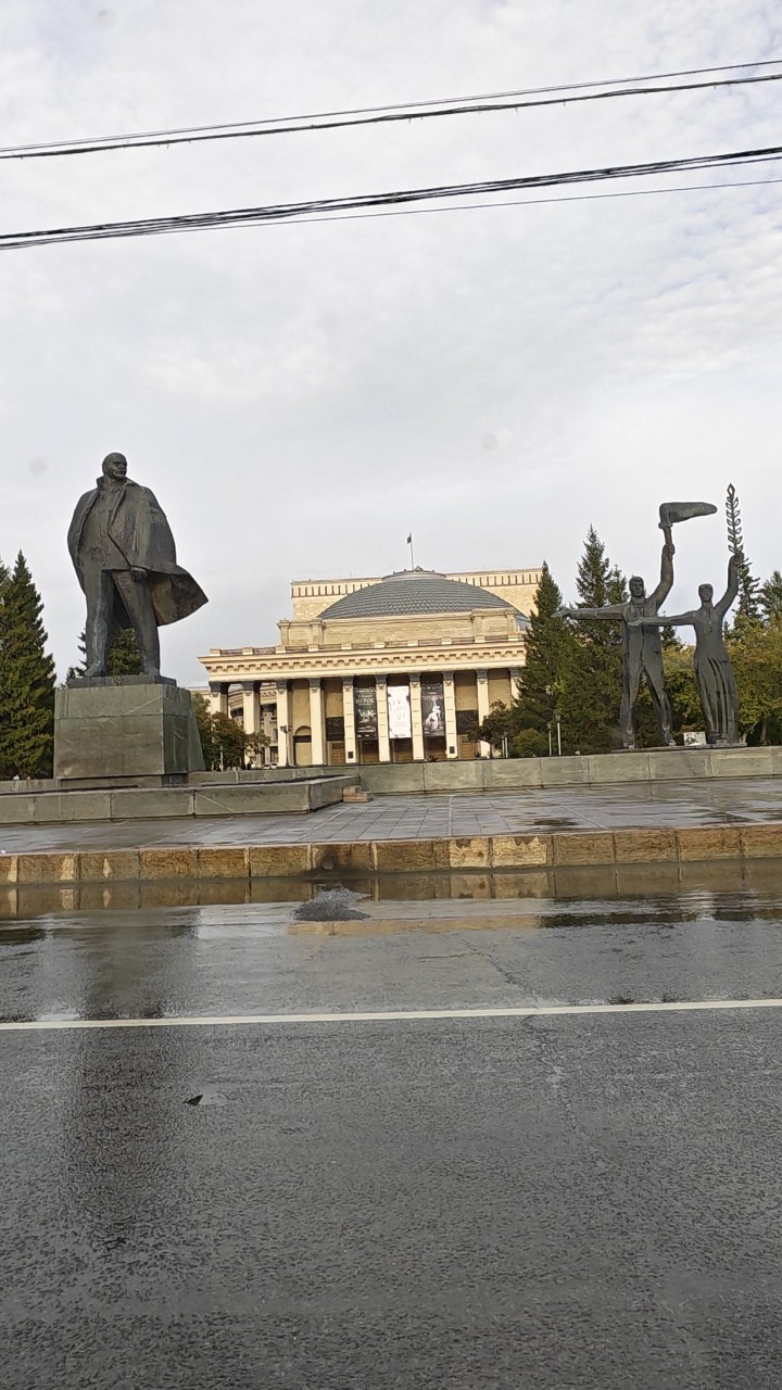  в LOOKY — Осень в городе Н...