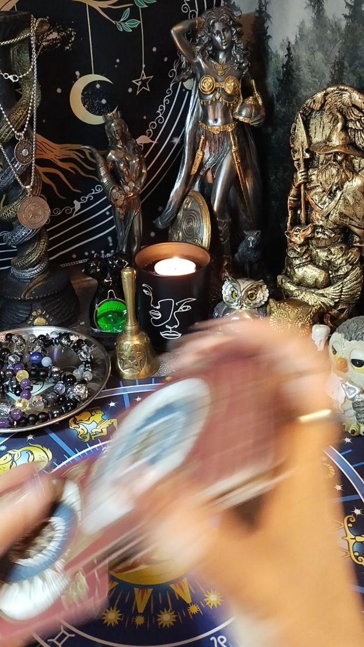 Мистический лес ЮлианыТароРуны в LOOKY. . Послание от Рун.