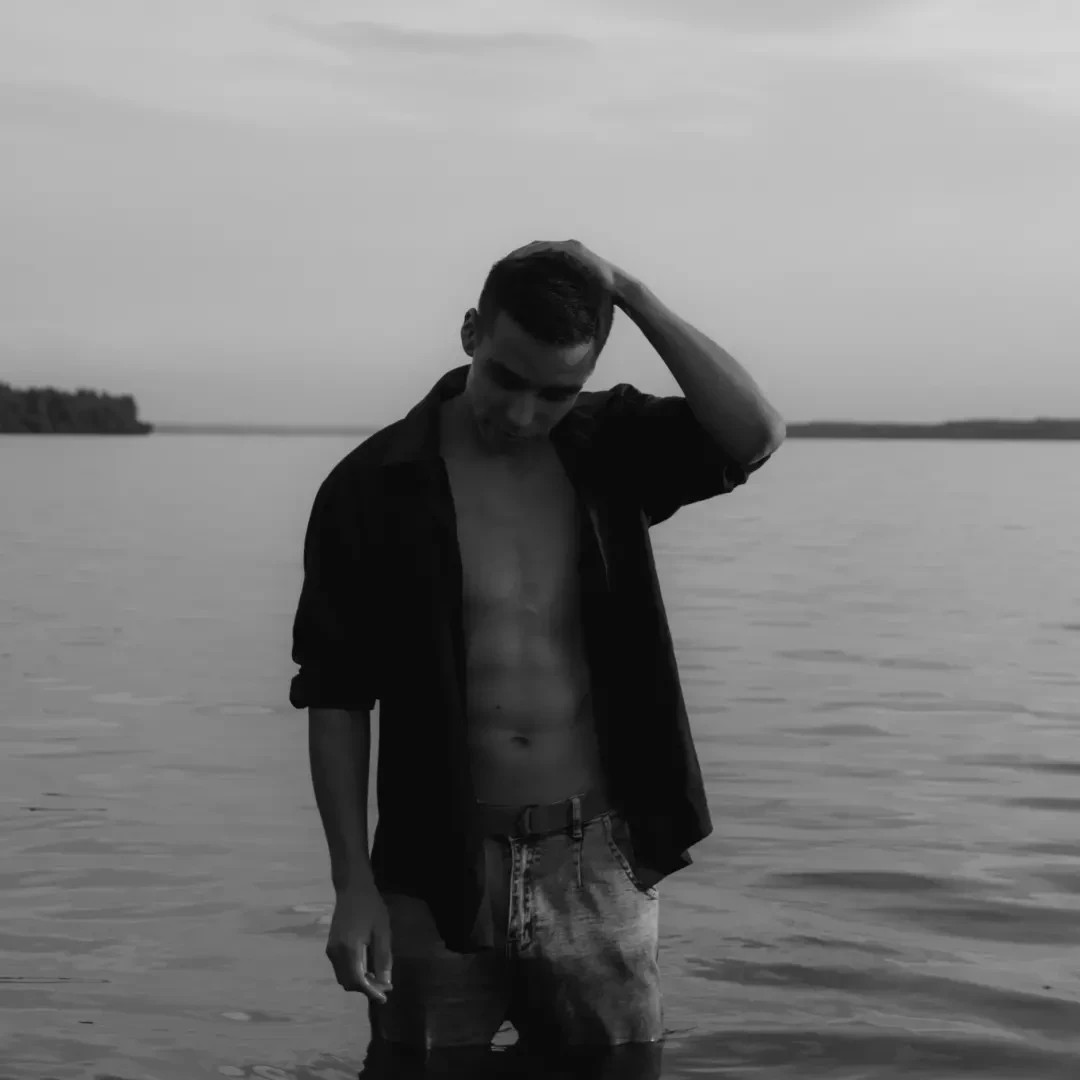 zoik_hs in LOOKY. . Я ушёл.