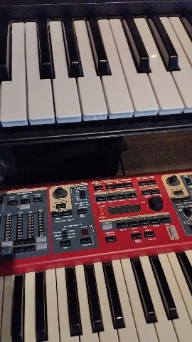 Alex Tov in LOOKY. . New track!