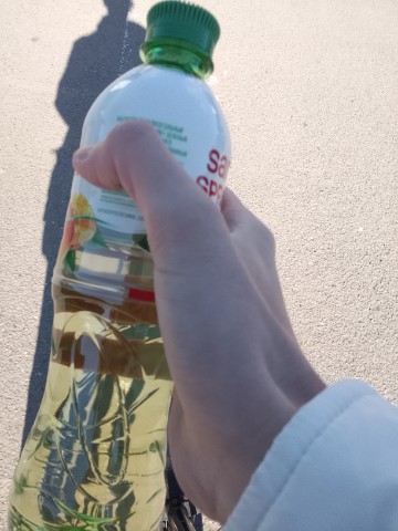 Looky_177736551370614 в LOOKY. #погода,#норм,#чай. Пью чай и иду в школ...