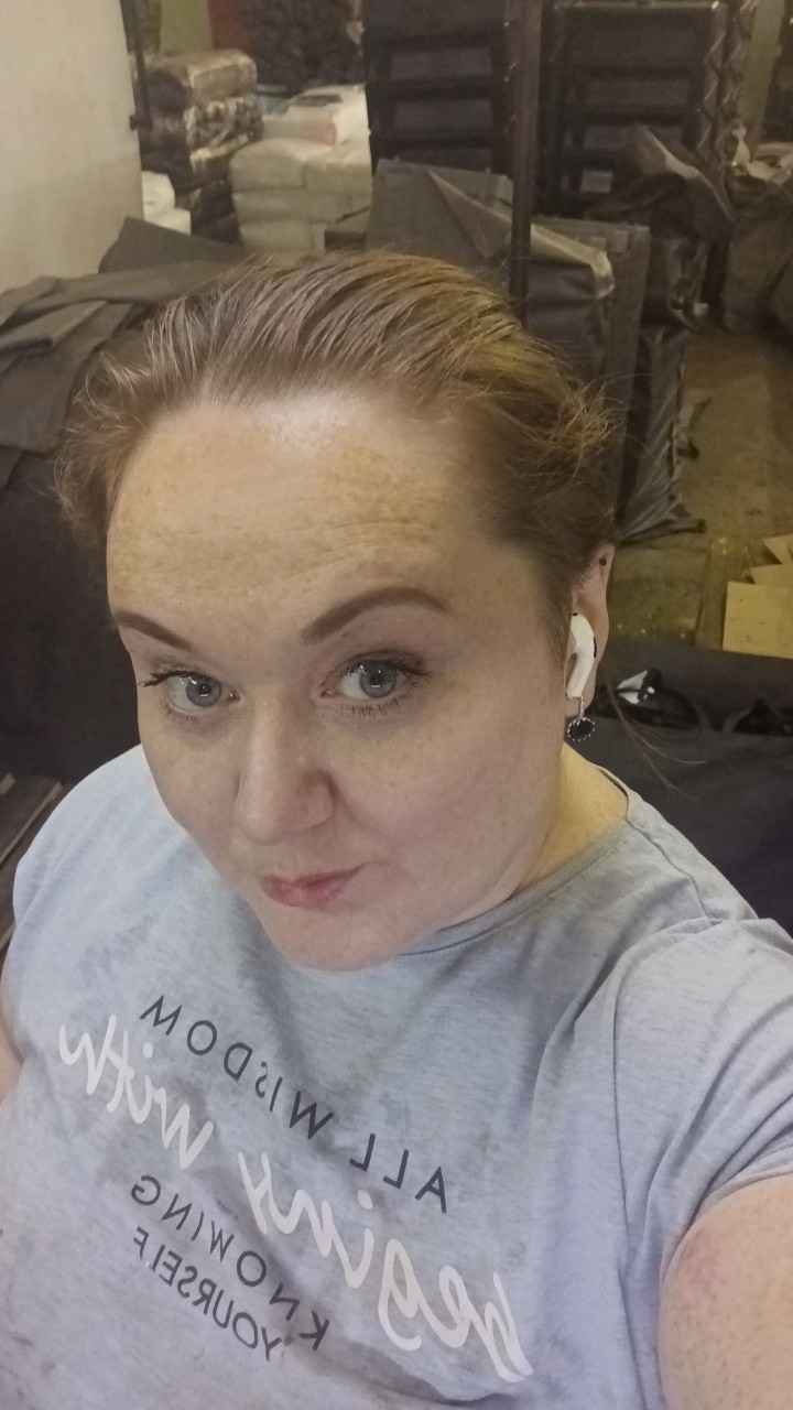 Looky_1703392596344